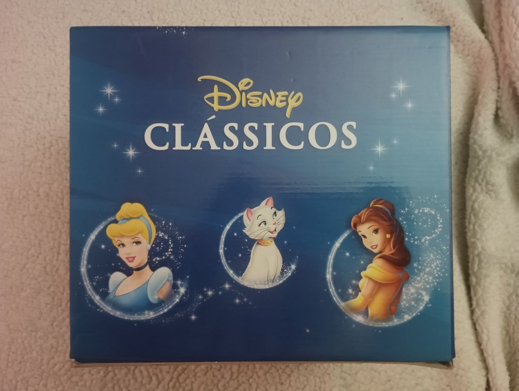 Conjunto livros e DVDs Disney