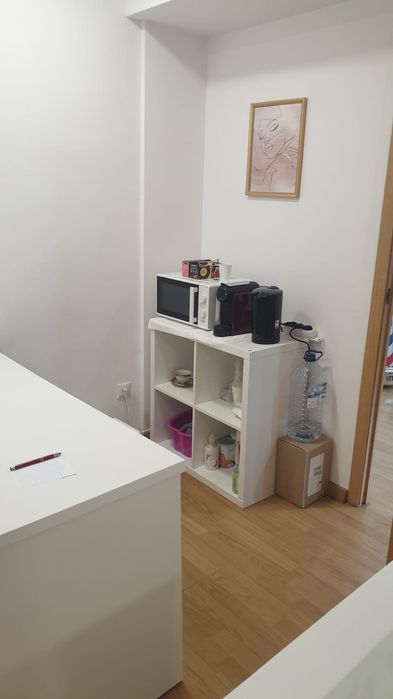 Vende-se artigos de barbearia e manicure