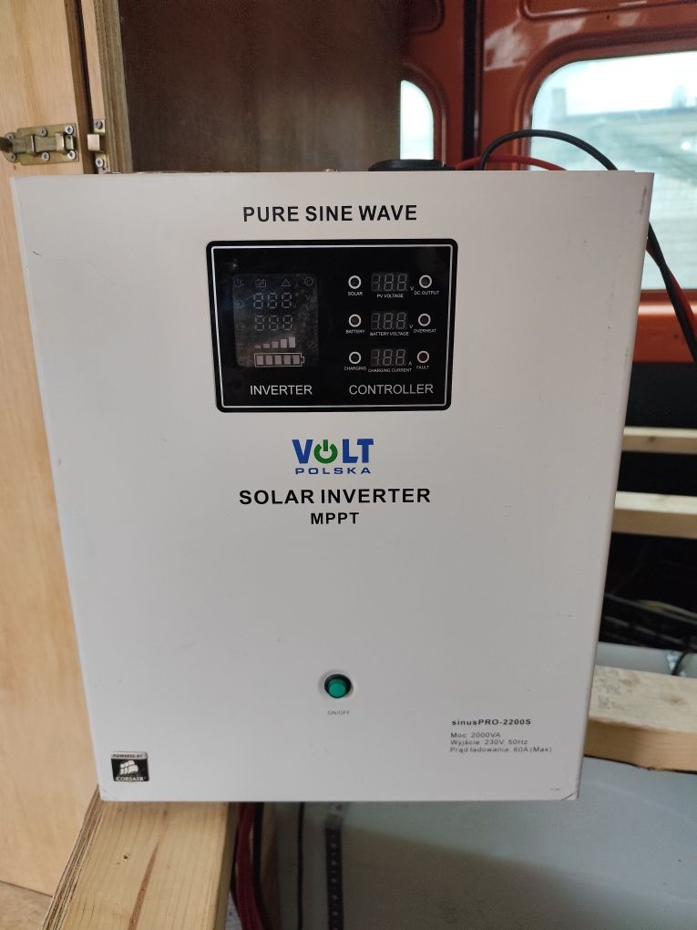 Inventer solarny mppt sinus pro 2200s