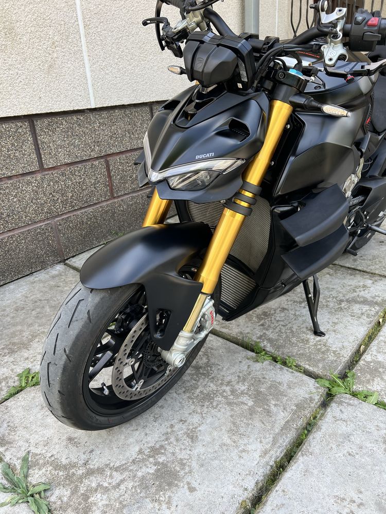 Ducati Streetfighter V4S