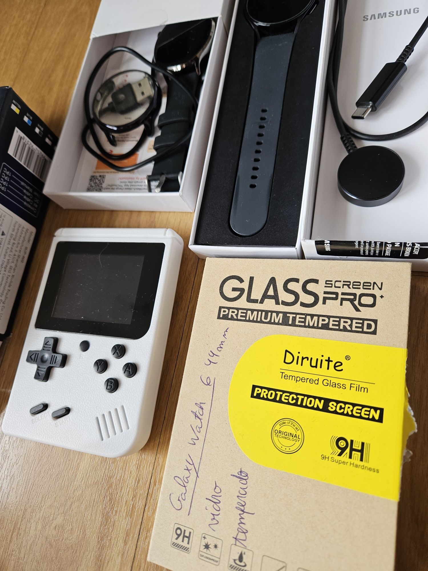 gameboy +smartwatch
