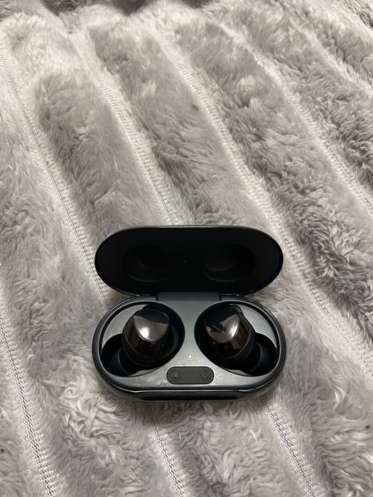 Наушники samsung galaxy buds