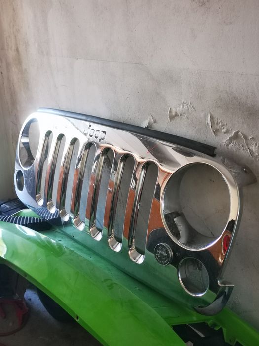 Grelha jeep wrangler Original jk cromada