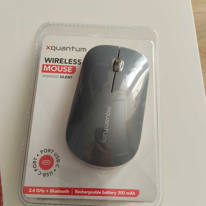 Mysz bezprzewodowa do laptopa komputera.