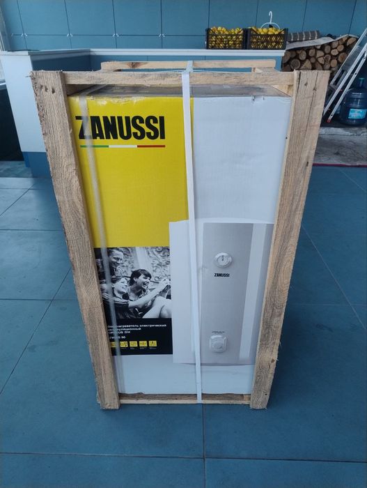 Водонагрівач ZANUSSI  50 літрів