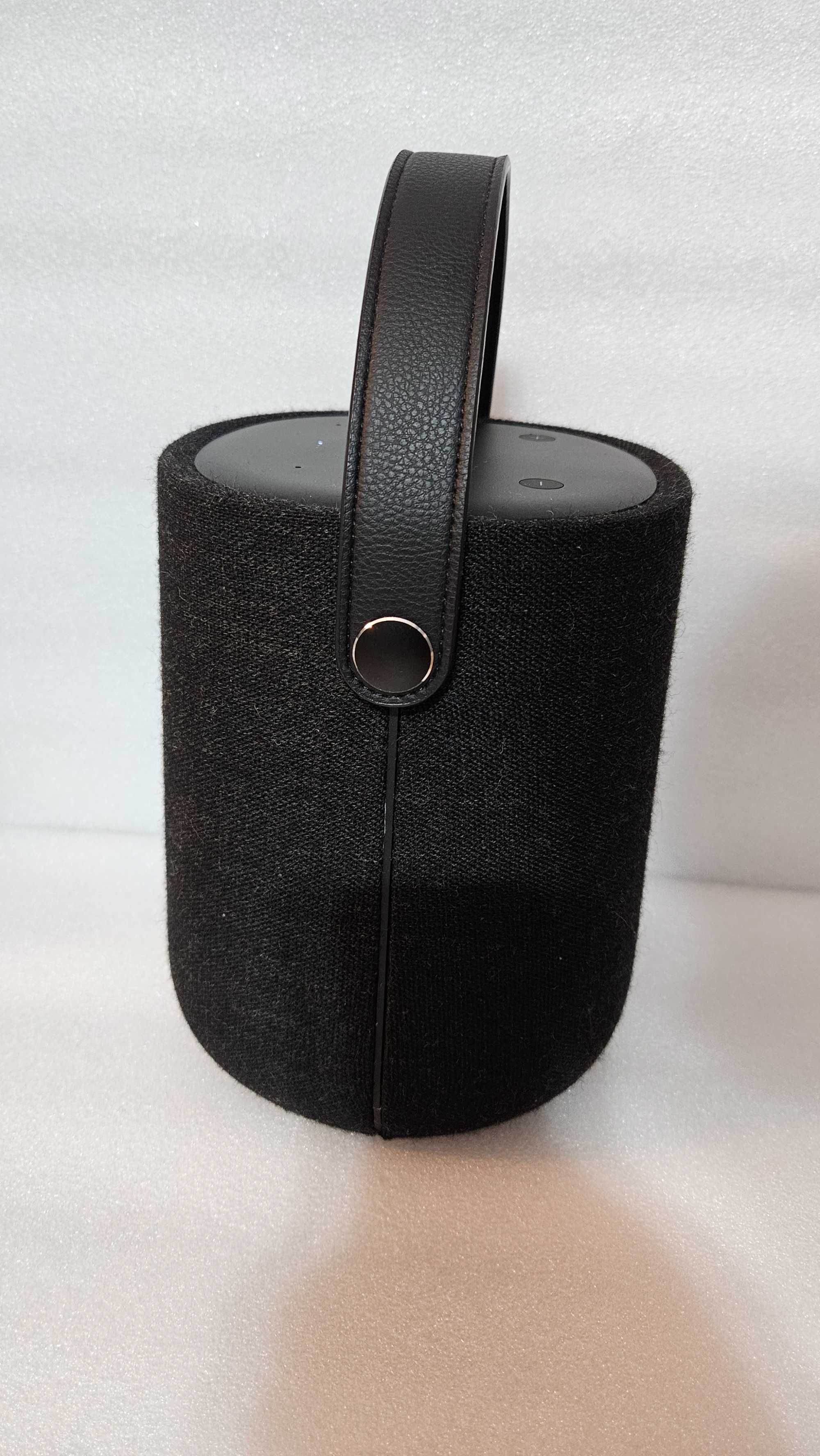 Glosnik bluetooth Harman kardon.