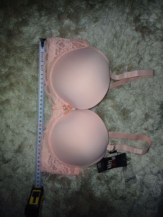 Бюстгальтер новий р.38/85С