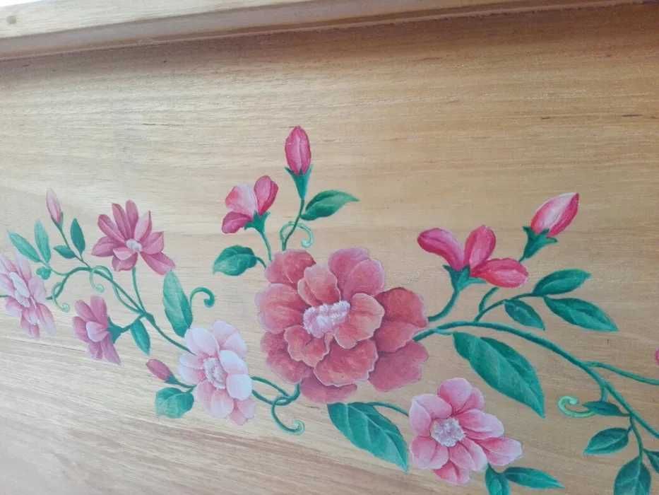 Duża drewniana skrzynia, kufer do sypialni czy na taras. Super stan