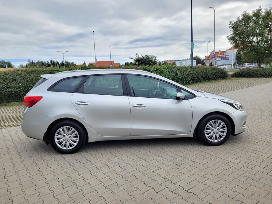 Ładna Kia Ceed kombi 1.6 Gdi 135km-2014 rok-Klima-Salon PL-Ekonomiczna