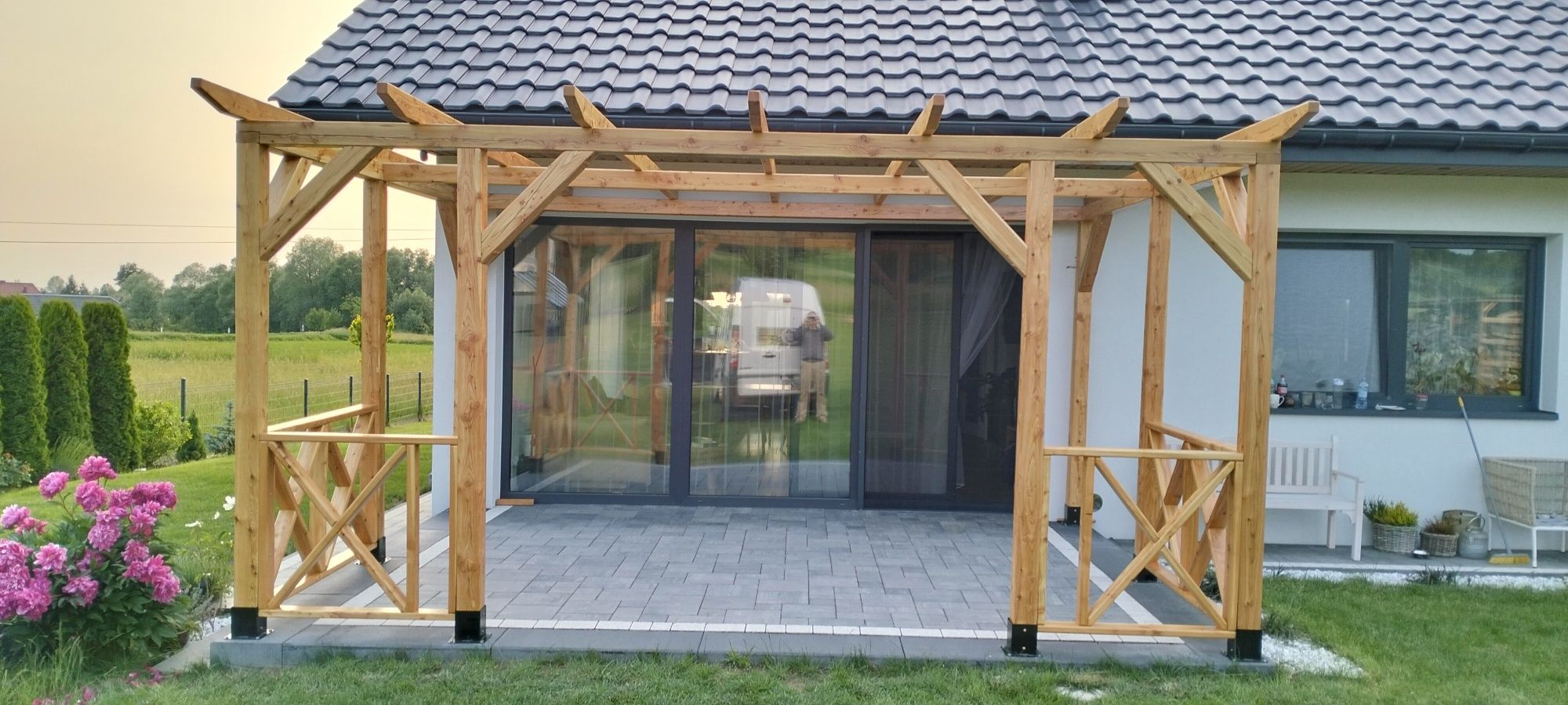 Pergola tarasowa altana ogrodowa