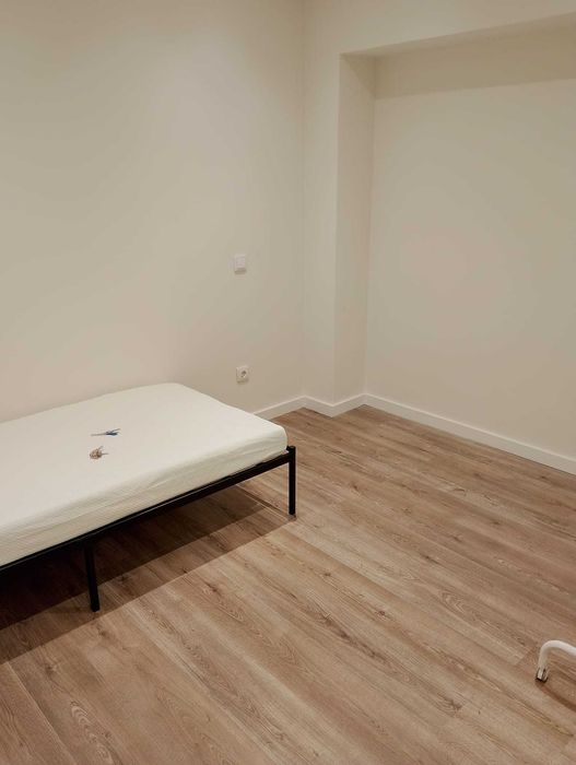 Quarto completo, Rua Do Campo Alegre, 144