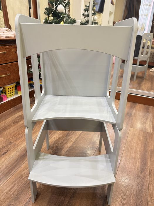 Башня-помічник дитячий, бу, в хорошому стані