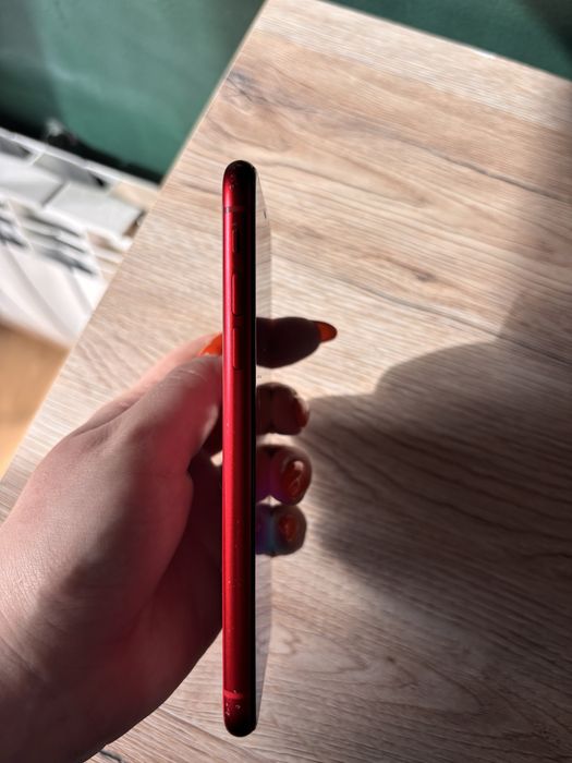 Iphone 11 smartfon czerwony