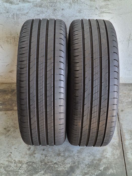 2 Pneus GOODYEAR Semi Novos 205/55R16