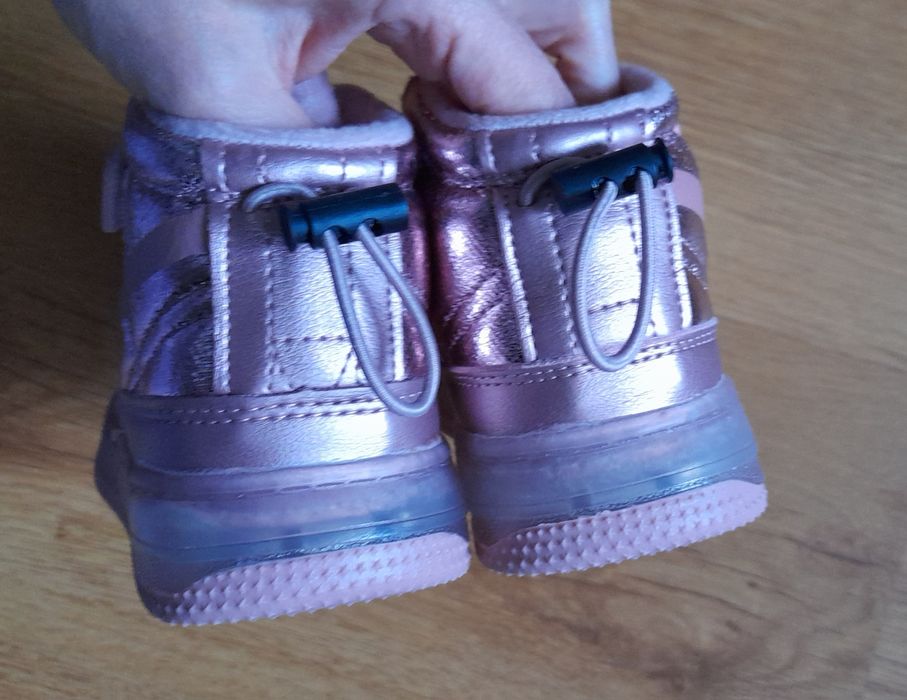 Ботінки, хайтопи, черевики утеплені jong golf 28р. 17.7см. Світяться.