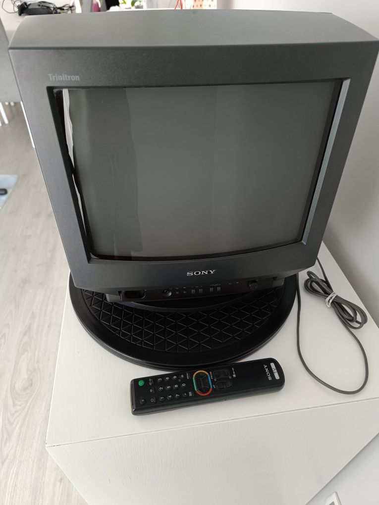 Televisão Sony Black Trinitron 37 cm