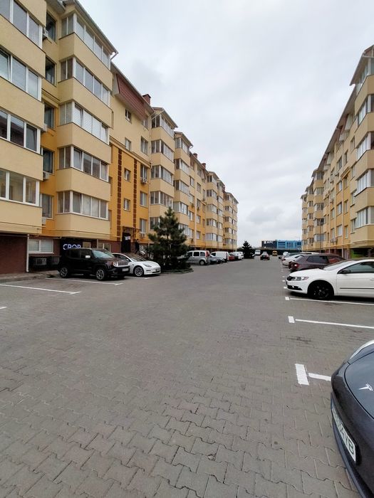 Продам 2 кімнатну квартиру по супер ціні в ЖК Київський маєток.