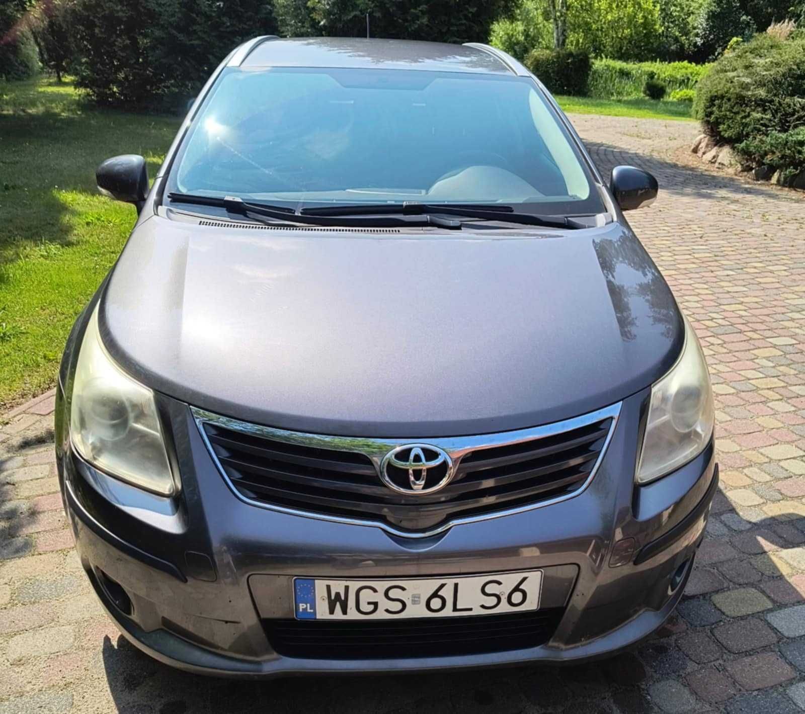 Toyota Avensis - T-27 2,0 D4D