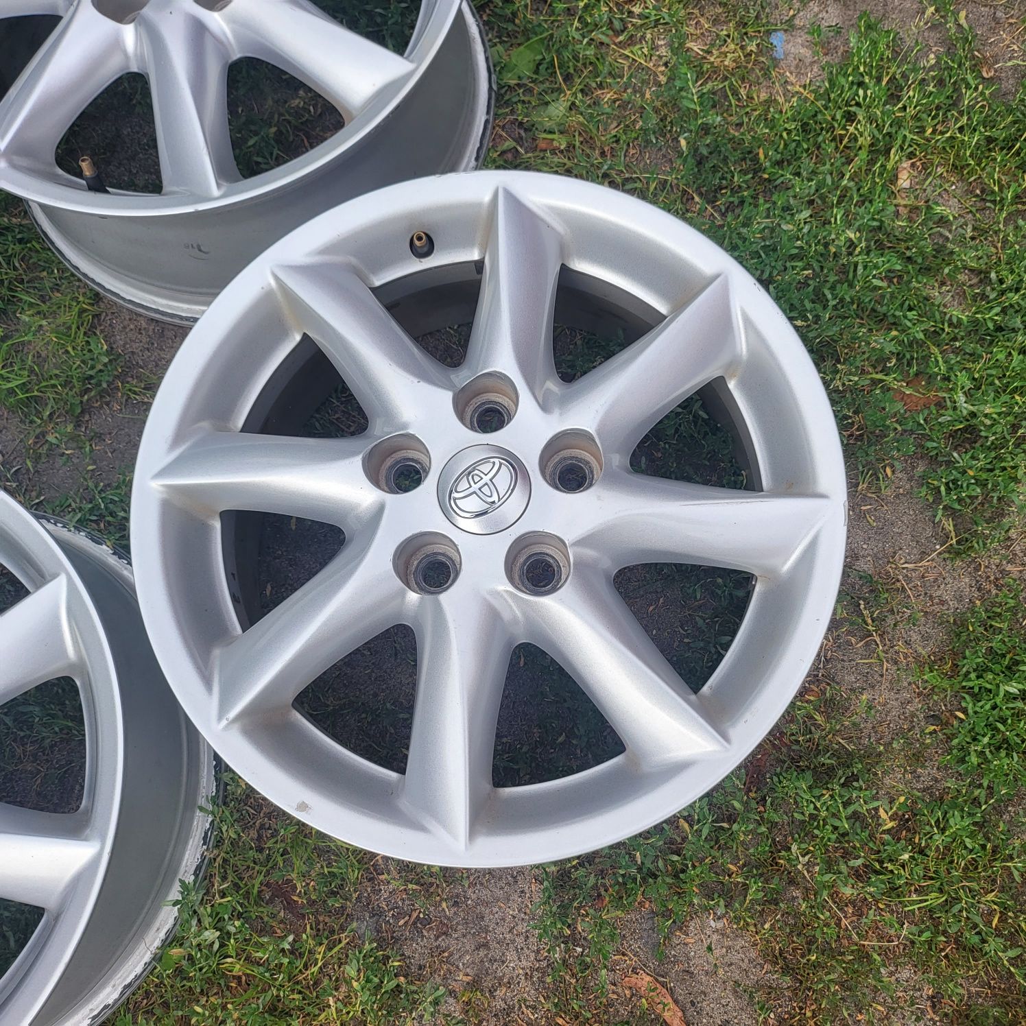 Alufelgi 16 Toyota Auris Corolla Camry Avensis Rav4 Verso 5x114,3 ET45