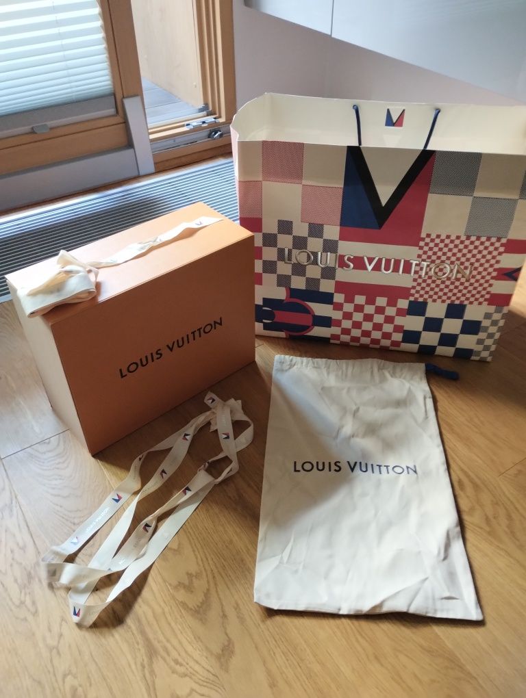 Opakowanie po zakupach Louis Vuitton pudełko torebka dustbag worek