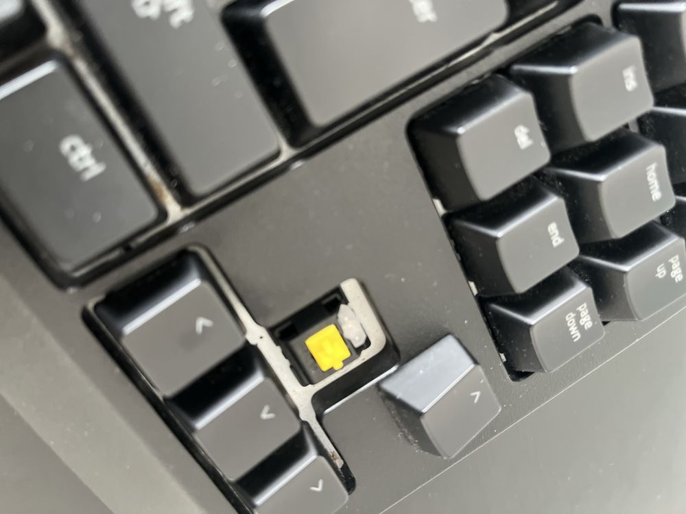 Teclado Razer BlackWidow Chroma Tournament Edition - Layout PT