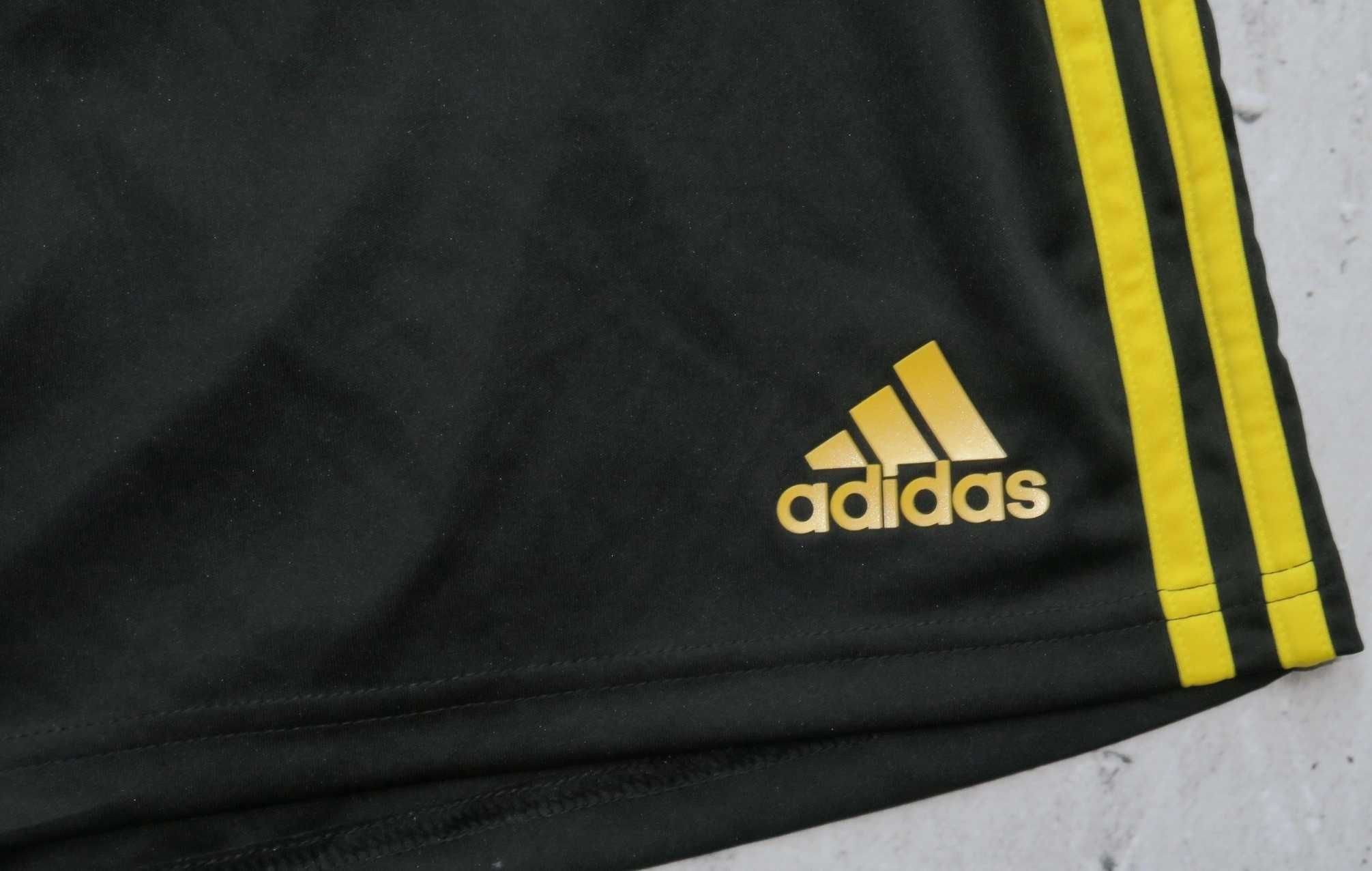 Adidas Arsenal krótkie spodenki piłkarskie  XL