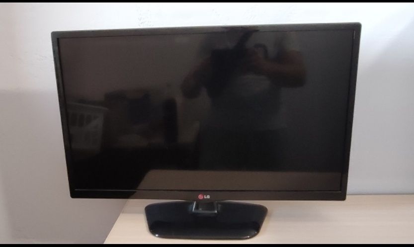 Телевізор LG 28MT45D ( Т2 в подарунок )