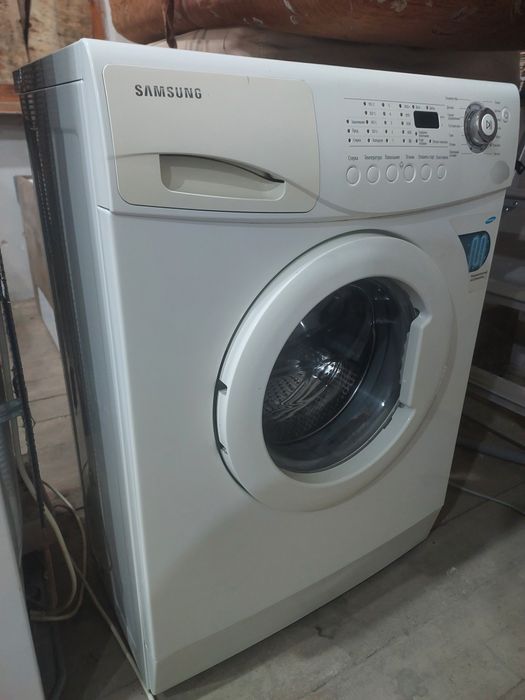 Пральна машина Samsung  в хорошому стані