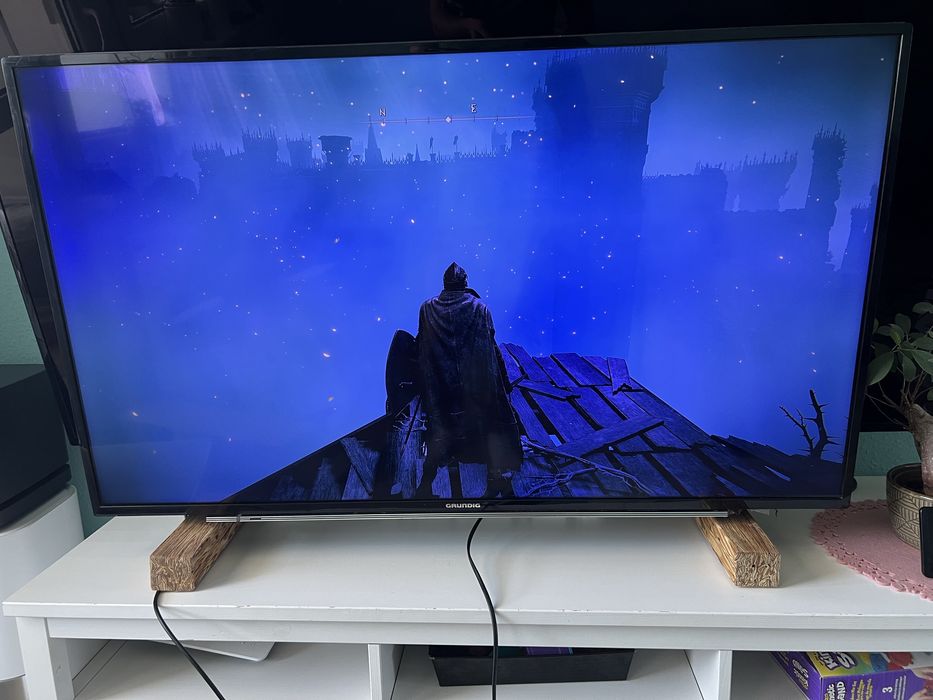 Telewizor Grundig 49” cali 4K 49 VLX 7000 BP tv