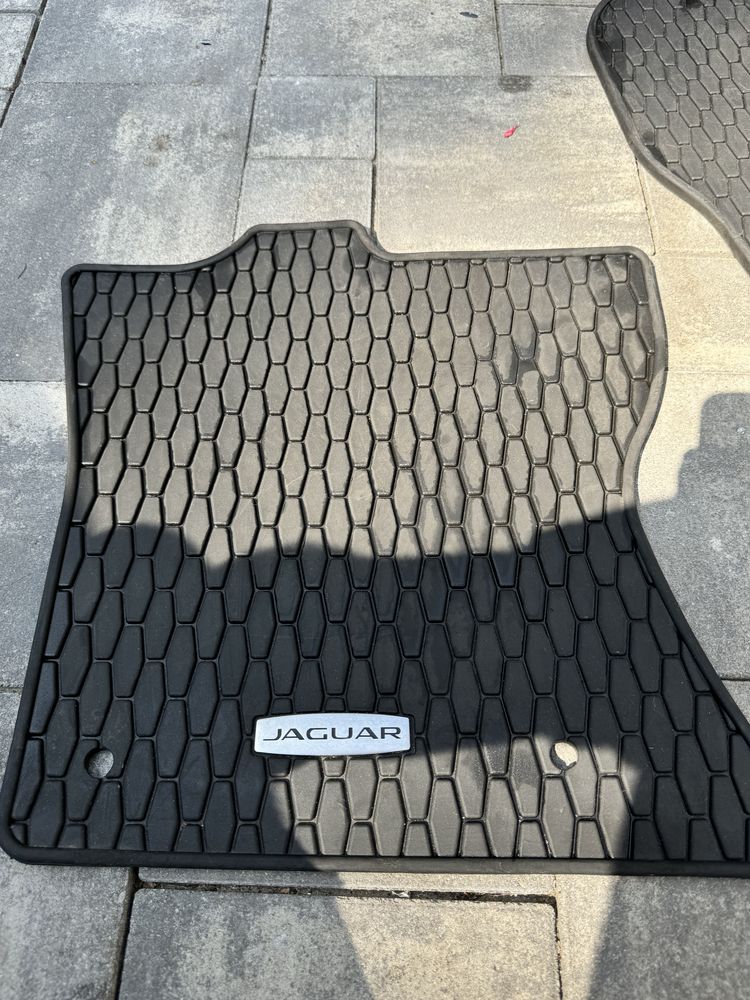ORGINALNE Dywaniki Jaguar F Pace