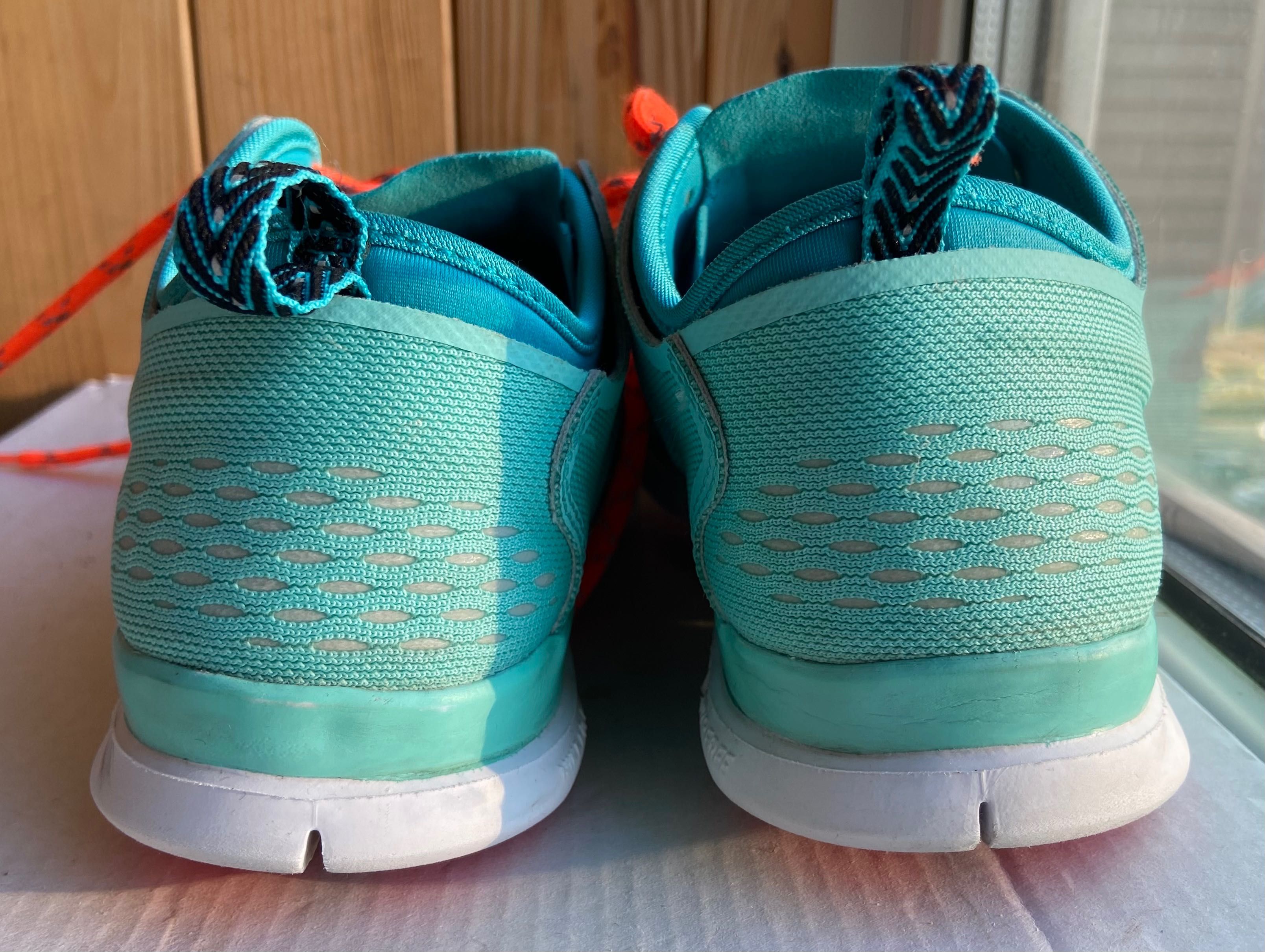 Niki free run tr fit 4 розмір 37,5 кросівки бігові спортивні кросовки