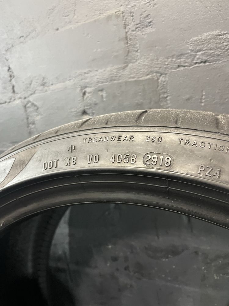 2шт 235/35 R19 Pirelli Pzero PZ4 (HN)