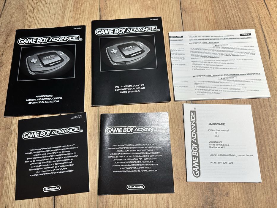 Game Boy Advance black - komplet, polska dystrybucja