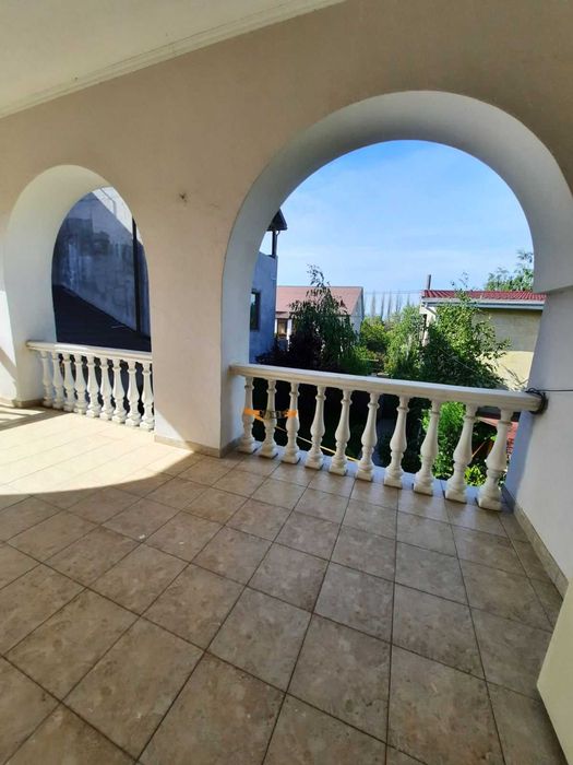 Красивый дом в Черноморке возле моря на ул. Мускатная.