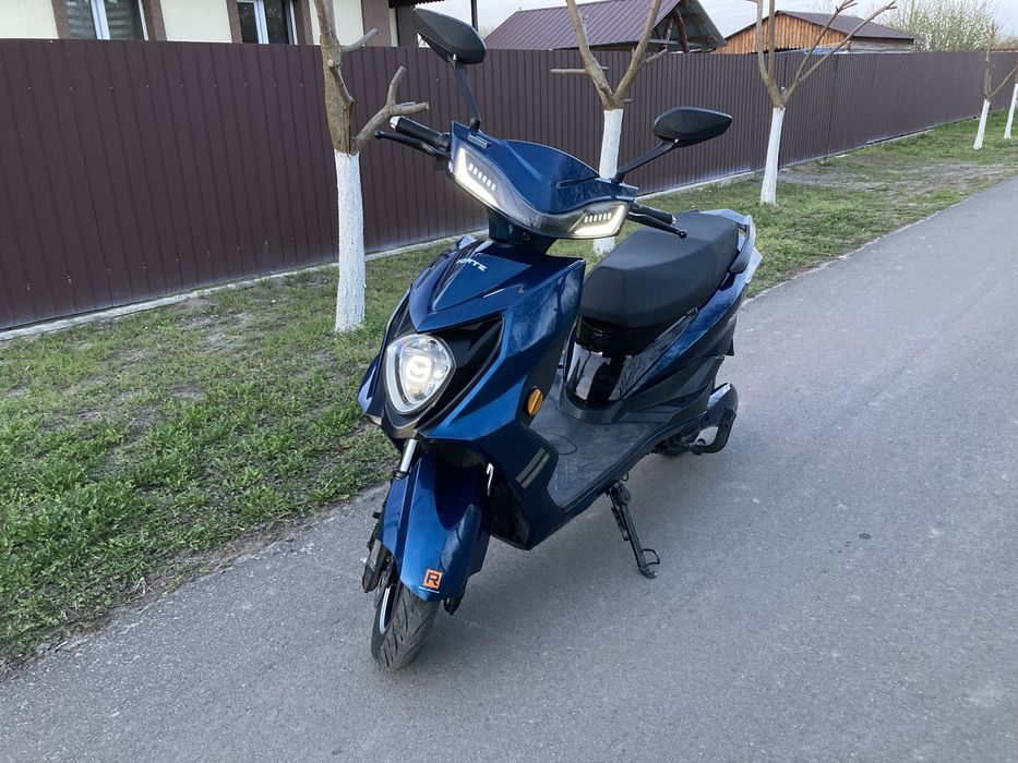 Продам скутер форте
