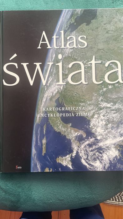 Atlas świata. Kartograficzna encyklopedia ziemi!!