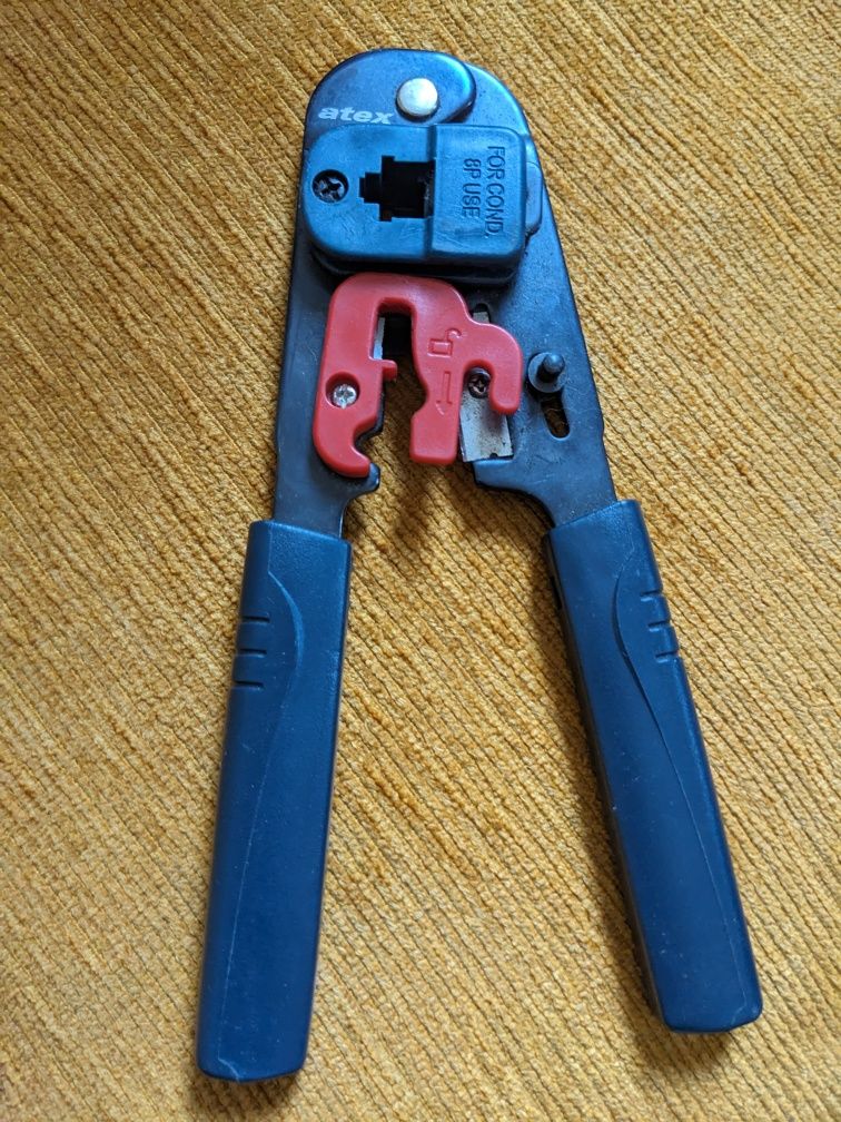 Narzędzie do zaciskania wtyków RJ45 (8P8C) - atex kabla interntowego