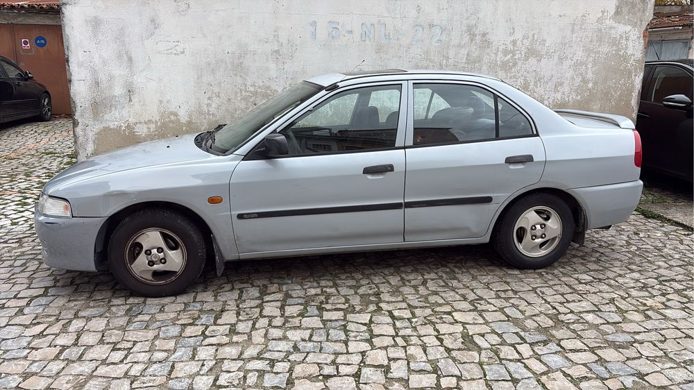 Mitsubishi lancer 1996