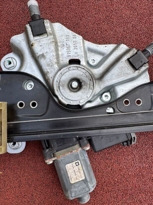 Электростеклоподъёмник для Opel Astra j 2011 г.в.