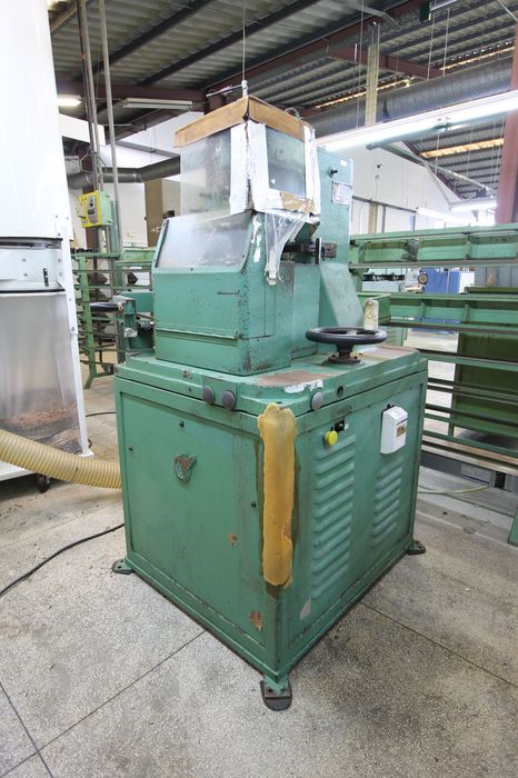 Fresa ferma para a indústria do calçado
