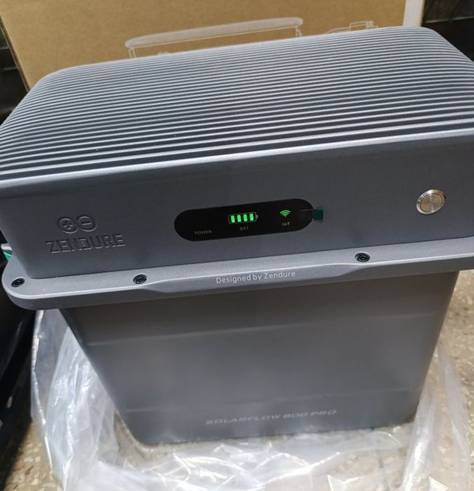 Зарядная станция SolarFlow 800 Pro (Германия)