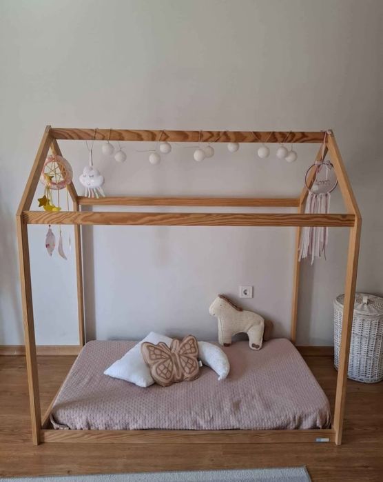 Cama Montessori Casinha