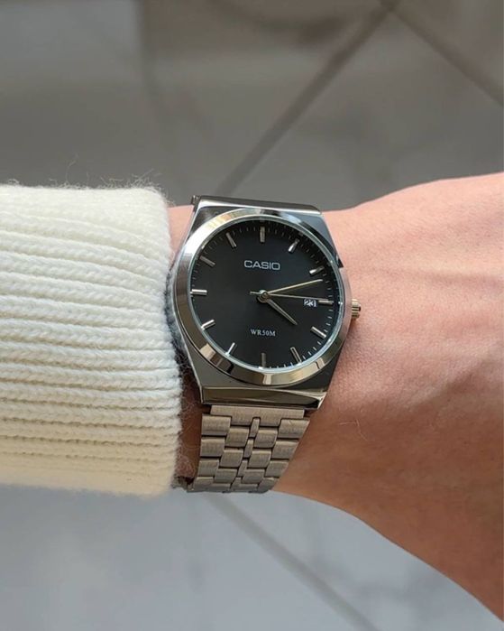 Наручний годинник Casio