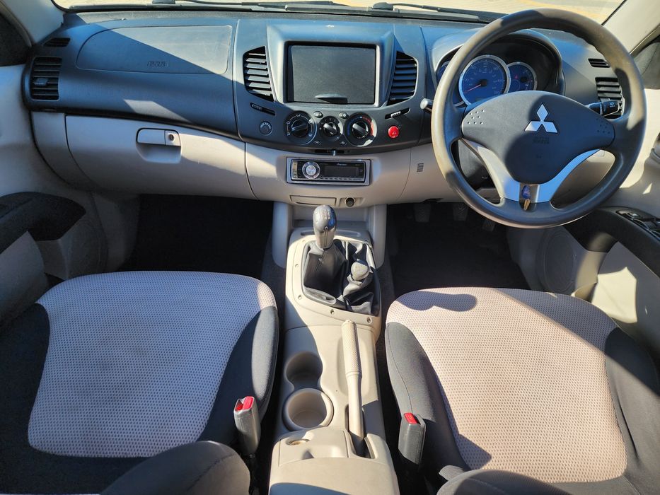 Mitsubishi L200 2009 рік в Україні!
