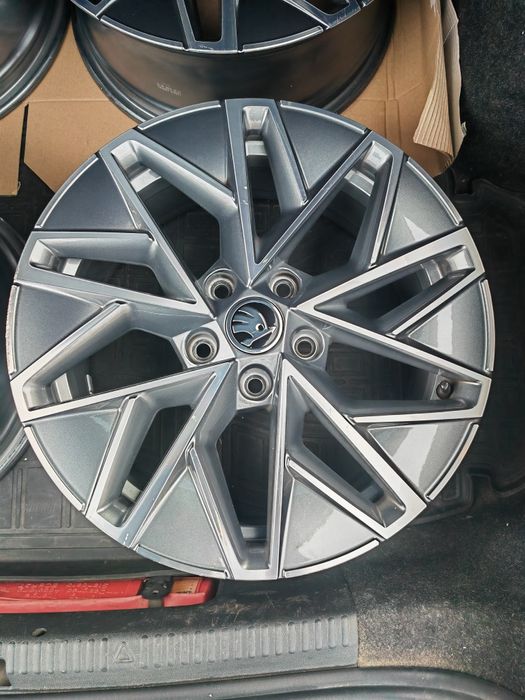 Диски авто Шкода Октавія А7 - А8