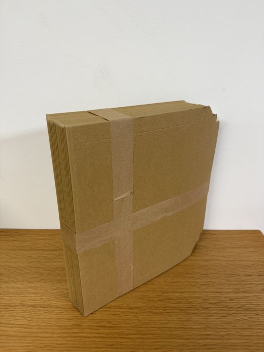 58un Envelopes de cartão castanho 21,5cm x 27cm