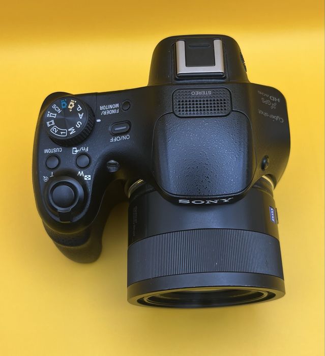 Sony HX400V 50x Optical SuperZoom