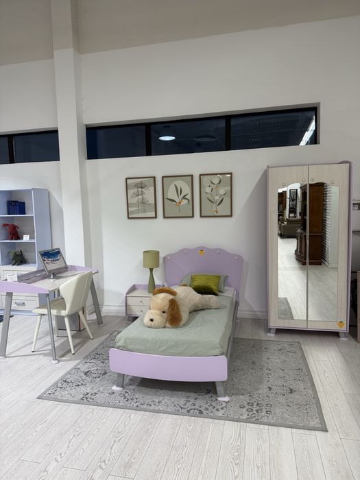 Комплект дитячих меблів Cilek