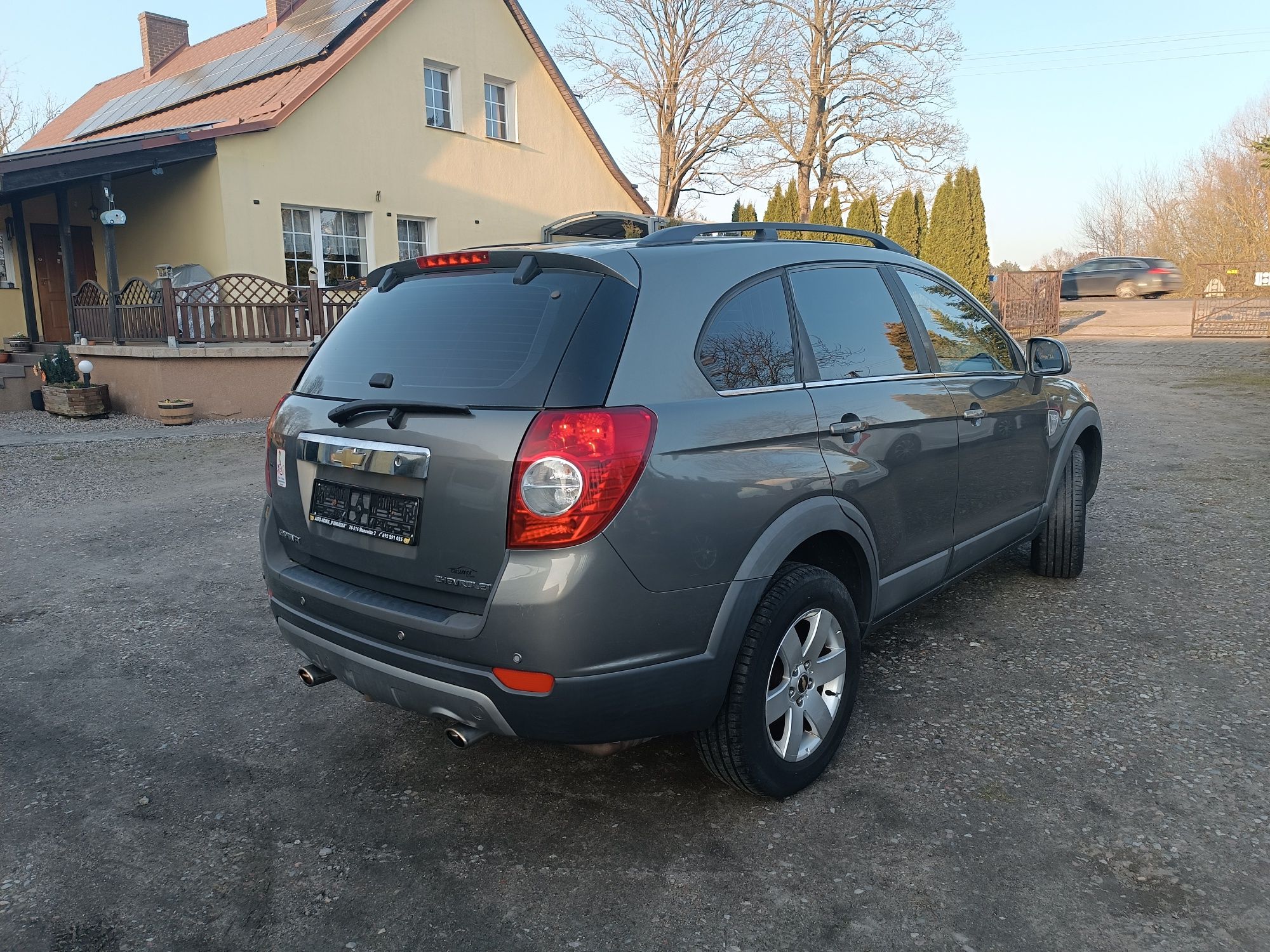 Chevrolet Captiva 2.4 Benzyna + LPG, 7 -osobowy,  4×4,  hak holowniczy