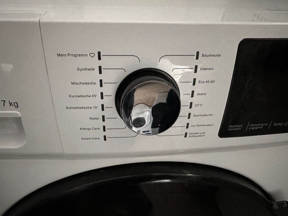 Продам Бу пральну машинку Midea на 7 кг